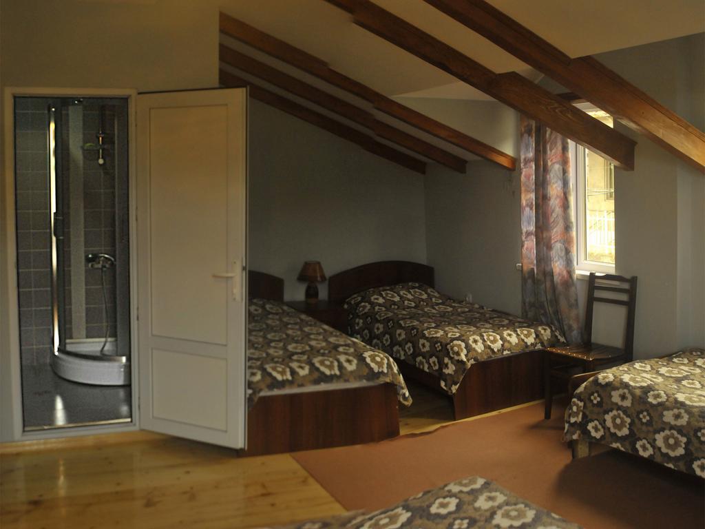 Zandarashvili Guest House Sighnaghi Bilik gambar
